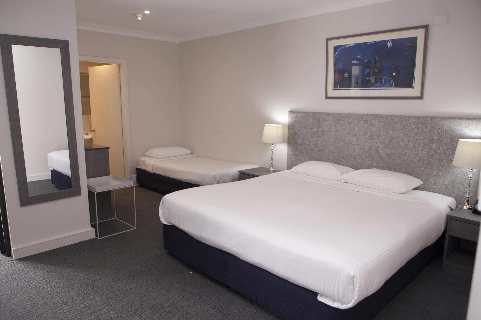 Savoy Double Bay Hotel Sydney Exterior photo